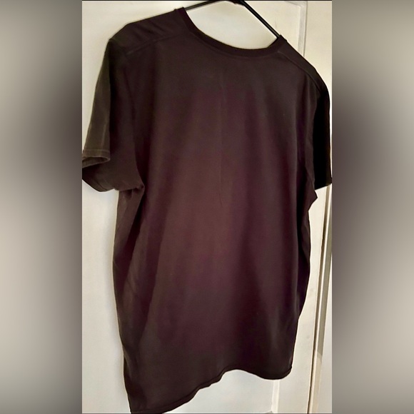 KISS WORLD TOUR 1977 T-Shirt - Picture 3 of 5